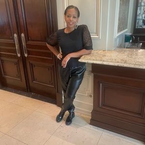 Meet your Posher, Karima